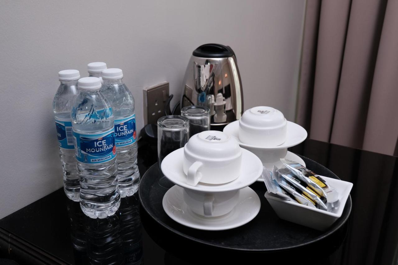 Aneeda Inn Pantai Cenang Kültér fotó